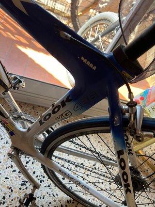 Bicicleta LOOK azul y blanca