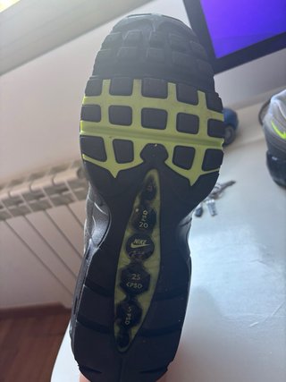 Nike Air Max 95 OG Neon