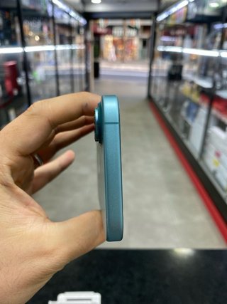 iPhone 16 128GB Verde