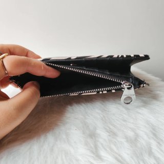 Portafoglio zebrato Stradivarius
