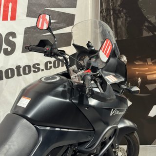 SUZUKI V-Strom 650