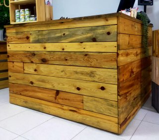 Mostrador de madera rústico