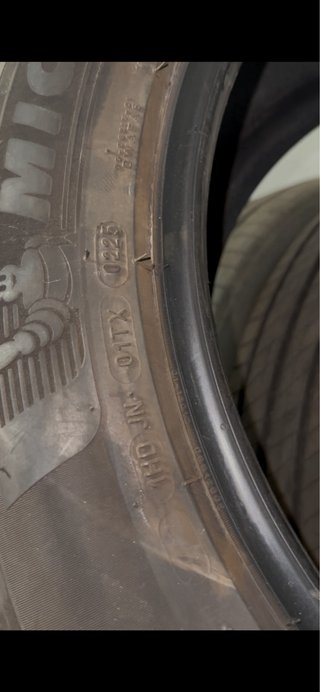 4 Neumáticos Michelin 225/55 R19   80€por rueda