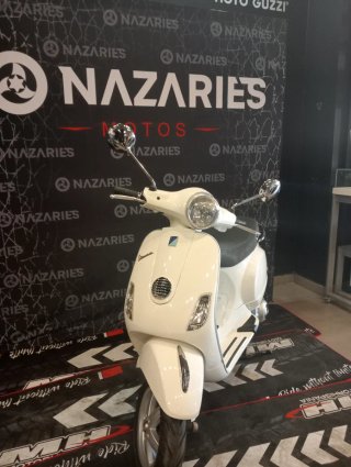 Vespa LX 125ie Blanca