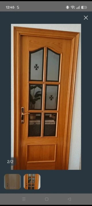 Puerta de madera interior