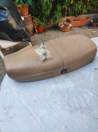 Asiento Vespa 200 Marrón/Beige