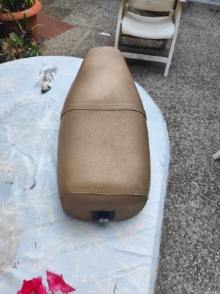 Asiento Vespa 200 Marrón/Beige