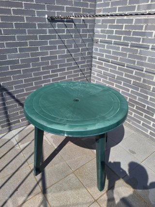 Conjunto mesa y 6 sillas resina, jardín ,terraza.