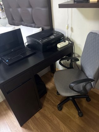 Escritorio y Silla Oficina