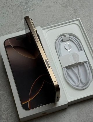iPhone 16 Pro Max 256GB Dorado