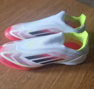 Botas de Fútbol Adidas