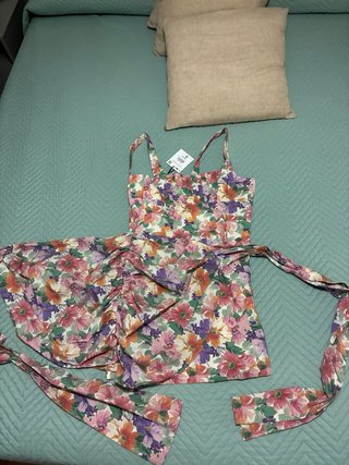 Vestido Sfera flores sin estrenar