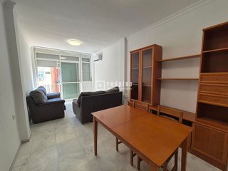 Piso en alquiler en Los Remedios en Sevilla