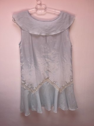 Camisón azul con encaje