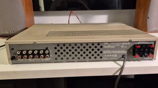 Amplificador Integrado Estéreo Aiwa 8200