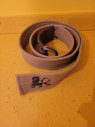 Cinturón tela beige león talla 100