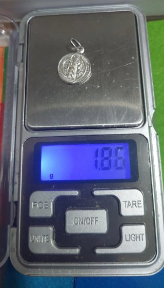 Medalla de San Benito de Plata de Ley