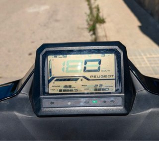 Peugeot Scooter 125cc Negra Automática