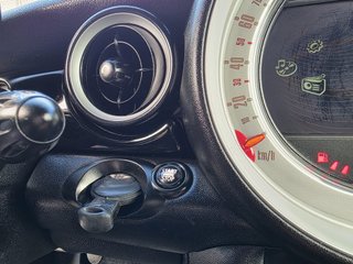 MINI Clubman 2012