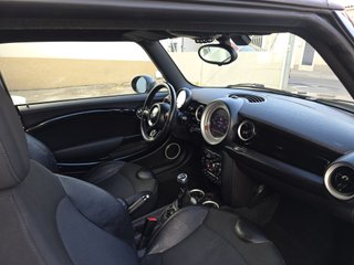 MINI Clubman 2012