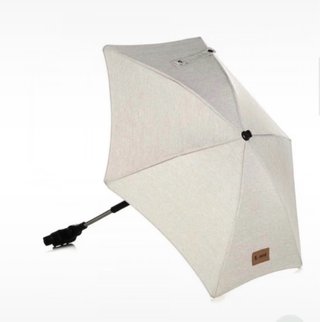 Cochecito y silla de paseo + plastico + sombrilla