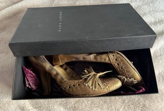 Zapatos Piel Pura López Dorados
