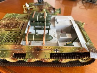 Sturmtiger 1/35 con interior detallado