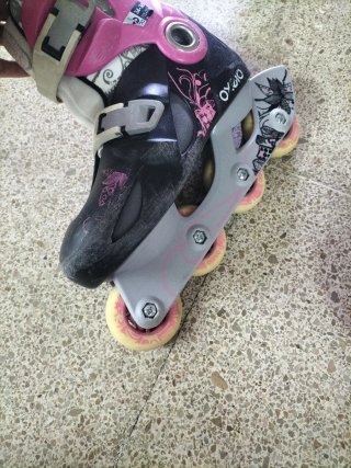 Patines en línea Oxelo rosas y negros