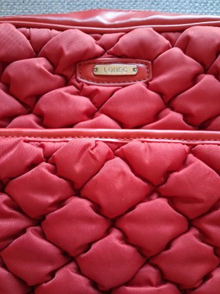 Mochila roja acolchada