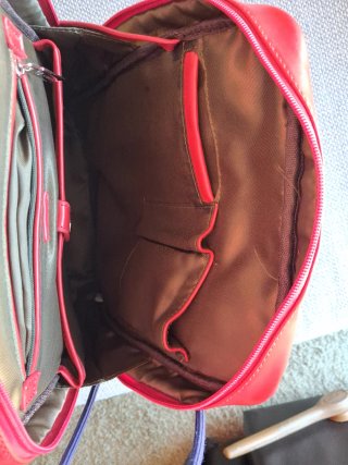 Mochila roja acolchada