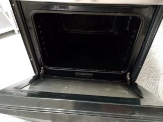 Horno eléctrico plateado