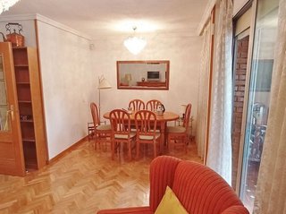Piso en alquiler en Salvador en Madrid