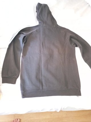 Sudadera Adidas Negra y Roja