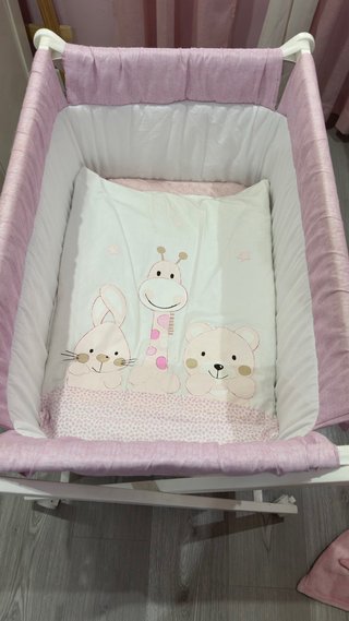 Minicuna bebé rosa