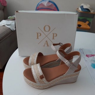 Sandalias cuña mujer Popa beige/dorado
