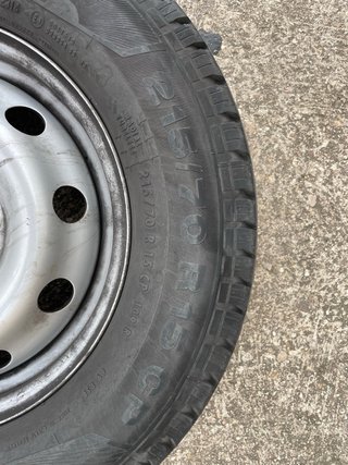 Rueda 215/70 R15