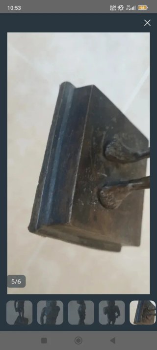 Figura de bronce antigua