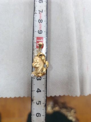 Medalla Virgen Niña Oro 18k