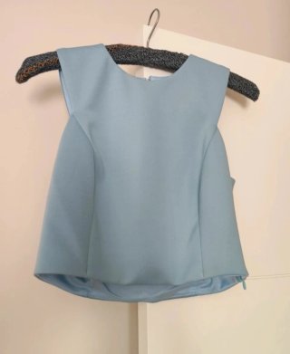 Conjunto falda y top azul de Poète