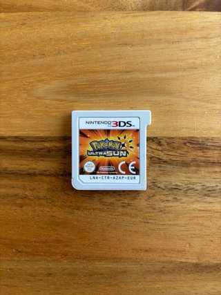 Pokémon Ultra Sol Nintendo 3DS + Caja y Manuales