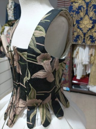 Justillo fallera brocado floral