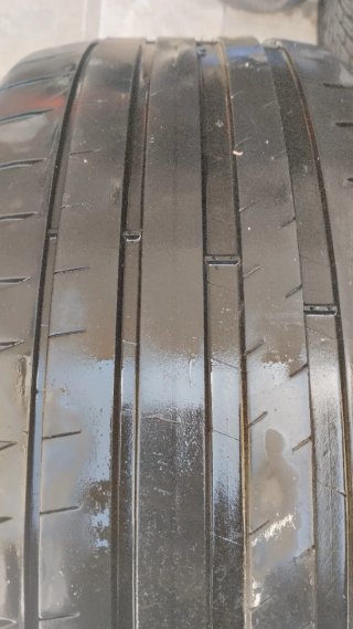 2X35€225/45ZR17 91Y Michelin Pilot Sport 4