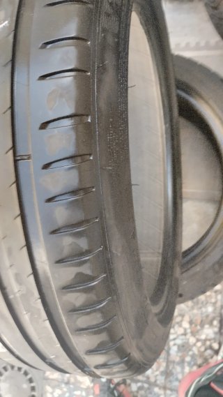 2X35€225/45ZR17 91Y Michelin Pilot Sport 4