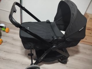 Carrito capazo Kinderkraft negro