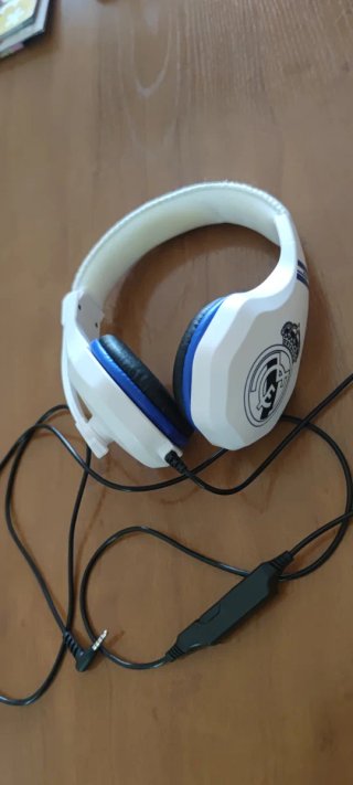 Auriculares con cable Real Madrid