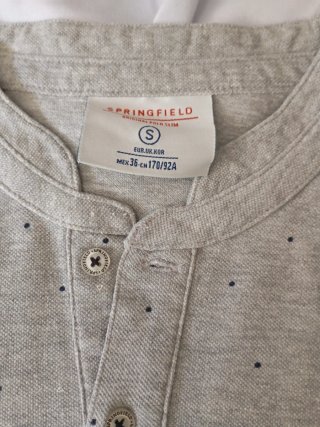 Polo gris con puntos