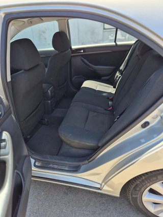Toyota Avensis 1.8 VVT-i 129 CV