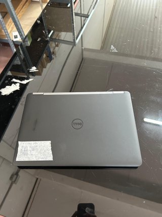 Dell Latitude E7270 i5-6 8/256GB Reacondicionado