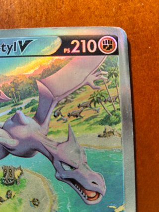 Carta Pokémon Aerodactyl V - 210 PS