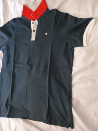 Polo Champion azul y rojo